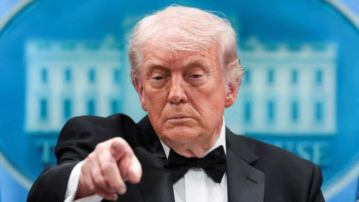 West Asia conflict | Donald Trump urges Iran to sign a deal after report suggests US may extend blockade
