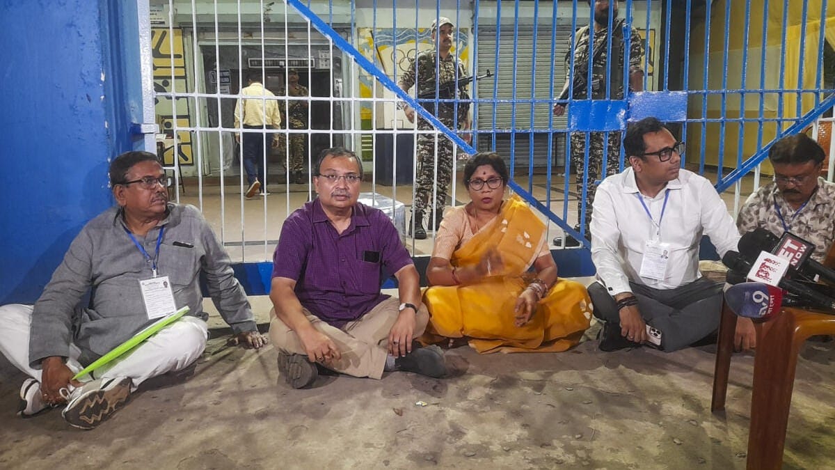 Drama over EVM tampering claim at Kolkata counting centre as TMC stages sit-in; EC dismisses charge