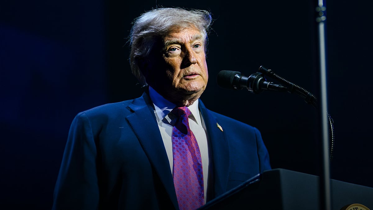 Trump Plans International Coalition to Open Strait of Hormuz Amid Oil Price Surge