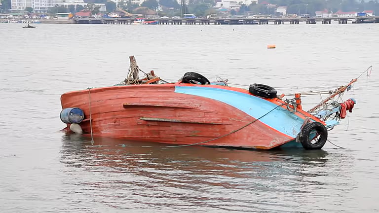 Four Drown, 15-18 Missing as River Cruise Boat Overturns in Jabalpur