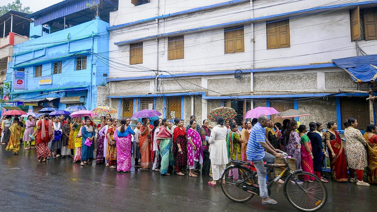 West Bengal Assembly Elections 2026 | Voting begins at 15 booths of two assembly seats after EC orders repoll