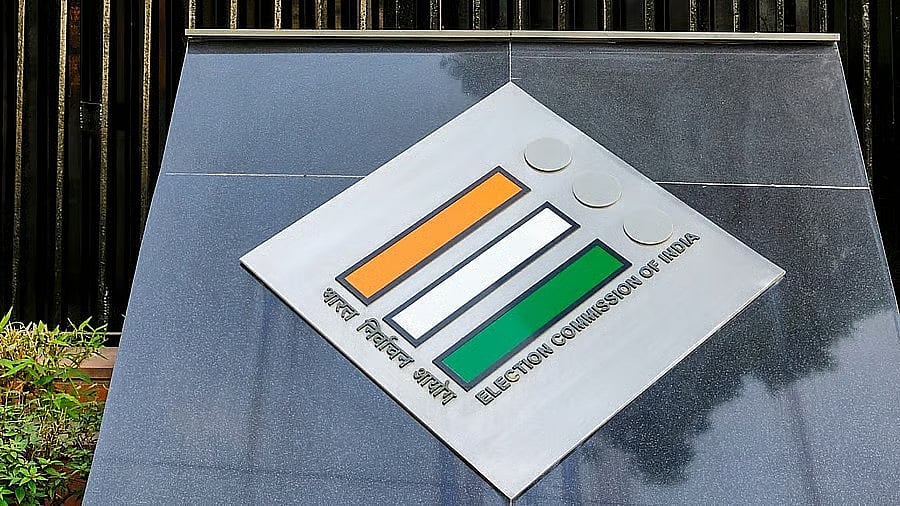 EC issues notification for constitution of new assembly in West Bengal