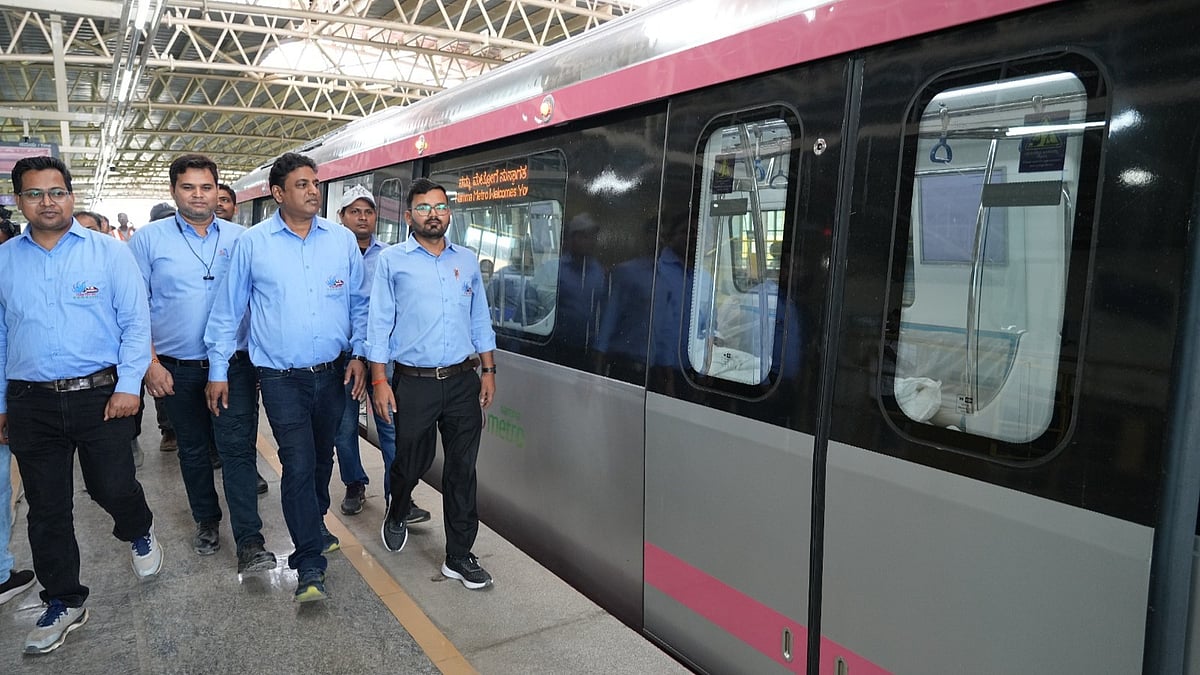 Delay hits elevated Pink Line again, opening likely by August 15