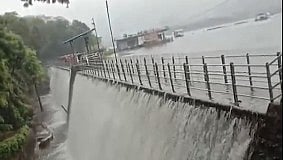 Powai lake starts overflowing, but stock significantly low in 7 ...