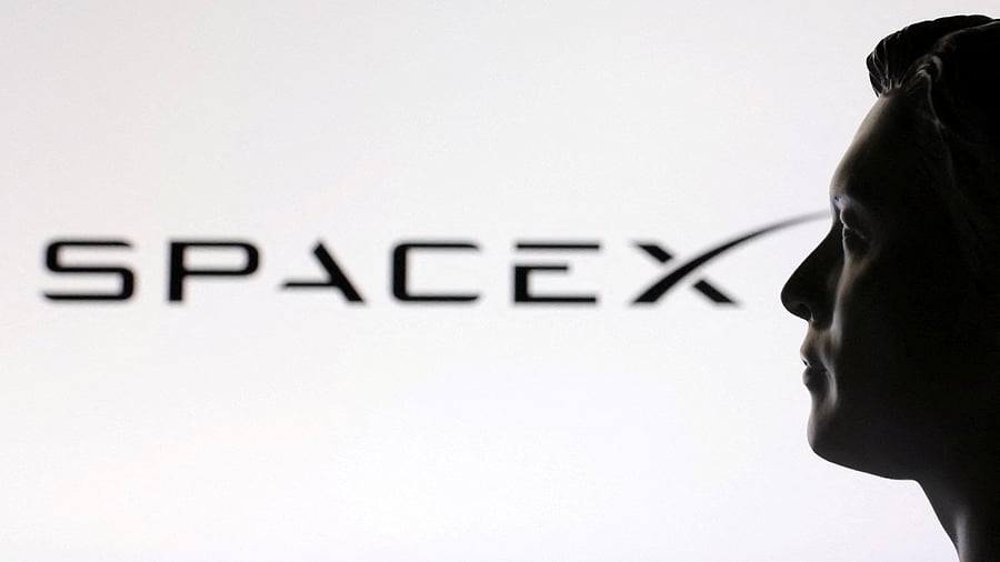 Will SpaceX paint its rocket pink? Investor questions go beyond Moon and Mars ahead of first results