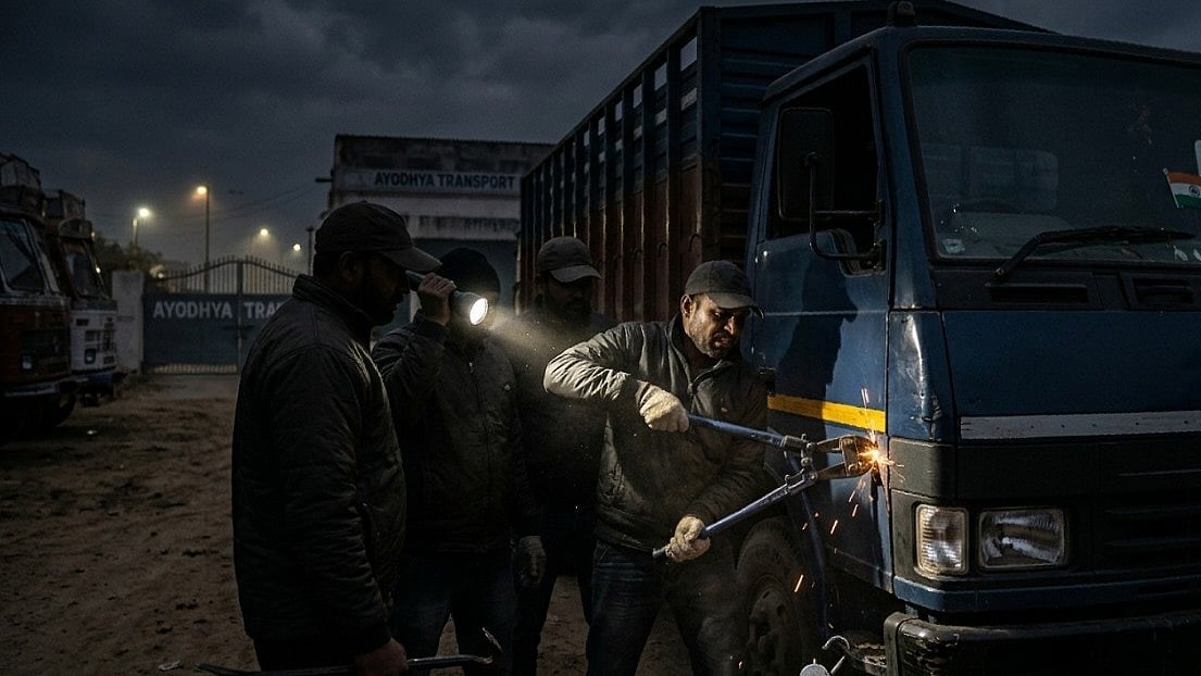 Breaking lock at night: Supreme Court directs finance company to pay Rs 10L to borrower for forceful truck seizure