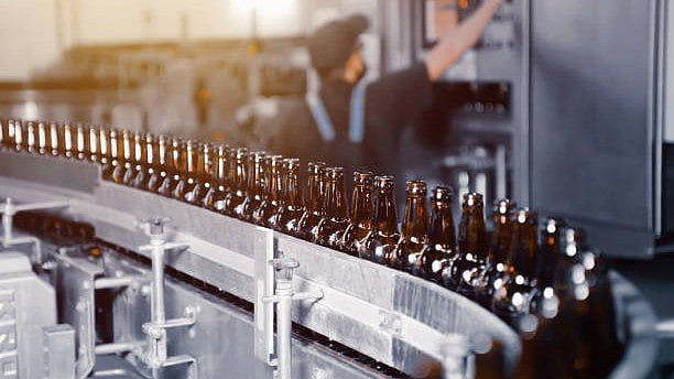 Supreme Court strikes down Maharashtra methanol rules, flags dangers of total alcohol bans