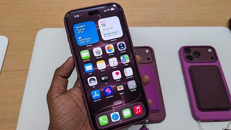 iOS 27.0.1 update: Apple fixes Face ID bugs & freezing issues on iPhone ...