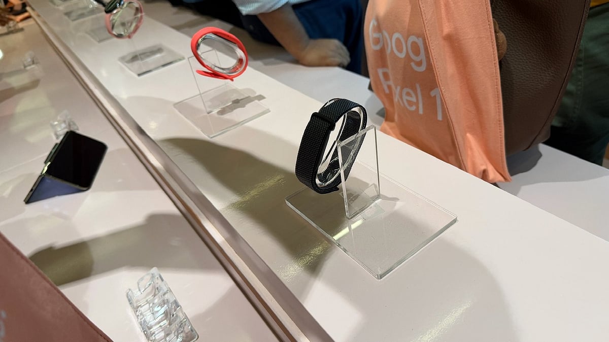 Fitbit Air launch: Google brings screen-less fitness band to India at ...