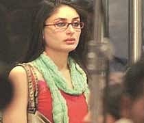 Kareena Kapoor on the sets of 3 idiots