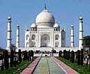 Taj Mahals gate fee collection around Rs 14.87 cr in 2009