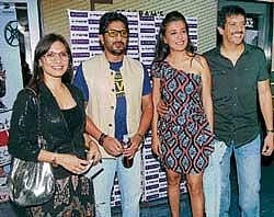 enjoying Maria Goretti, Arshad Warsi, Mini Mathur and Kabir Khan.