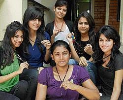 Students of BCWCC flaunt their neckpieces. Dh photo by Janardhan B K