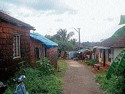 A view of Ashraya colony in Rajeev Nagar near Shaktinagar. DH photos/Author