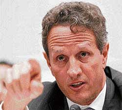 Geithner presses EU to act decisively