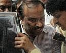 Former Karnataka Minister Gali Janardhana Reddy is brought to Chanchaldua Central Prison after CBI court send him to 14 days judicial custody, in Hyderabad on Monday. PTI Photo