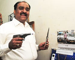 HC fire singes Bidari