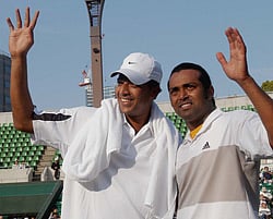 Paes to partner Bhupathi at London Olympics