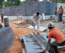 wait continues... Work on the National Military Memorial goes on at a tardy pace. dh photo