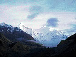 trekking tales Milam Glacier; (below) River Gori Ganga. photos by Subhash Naidu.
