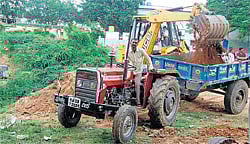 The Nagarakunte tank in Kolar was cleared of weeds on Friday. A thorough rejuvenation of the tank will begin on August 8 with members of the public volunteering for the work. dh photo