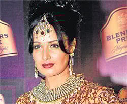 pretty Yuvika DH photo by  Manjunath M S