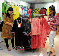 Following the dictum of fresh fashion
