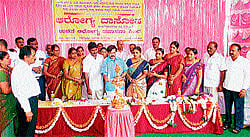 for a cause: Medical education and district in-charge minister S A Ramdas inaugurates arogya dasoha at Periyapatna in Mysore district on Friday. District health officer Dr S M Malegowda, ZP president Bhagya Shivamurthy, vice-president Bhagyalakshmi are seen. dh photo
