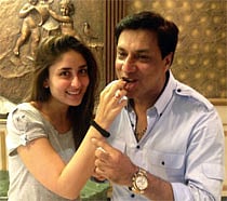 Kareena Kapoor surprises Madhur Bhandarkar on his birthday. IANS