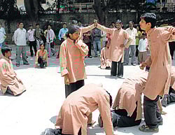 on the wane Known for their lucid style, street plays now mostly focus on State-sponsored programmes. DH File Photo