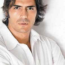 Gear up for Arjun Rampal's DJ debut at F1 after-party