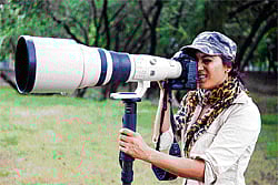 Capturing Archna Singh behind the camera.