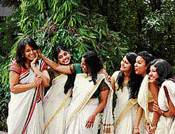 close ties The members of the student union of Mount Carmel College.