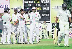 Karnataka batsmen stumble