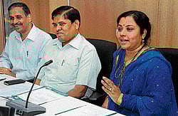 Celluloid treat: Karnataka Chalanachitra Academy chairperson Tara giving details of the Bangalore International Film Festival in Bangalore on Wednesday. Information Department Commissioner N R Vishukumar and Secretary Basavaraju look on. DH Photo