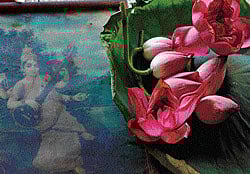 Old is gold :Oleographs, old idols, all lend a certain charm to your space. (photos by the author)