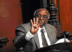 Legislative Council Chairperson D H Shankaramurthy instructs the members to finish their speech in four minutes, during the session in Bangalore on Tuesday. DH Photo