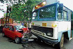 Reckless: The increase in the number of accidents involving BMTC buses has made police enlist the help of the public to identify negligent drivers.  dh photo