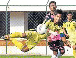 Suroj Mondal scores the winner for Southern Samity against South United on Saturday. DH photo