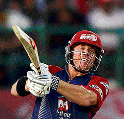 Pvotal: David Warner will carry Delhi Daredevils hopes on his broad shoulders. AP