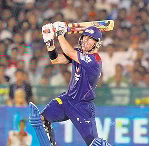 Delhi's David Warner in a punishing mood  during his unbeaten 66 against Kolkata on Wednesday. pti