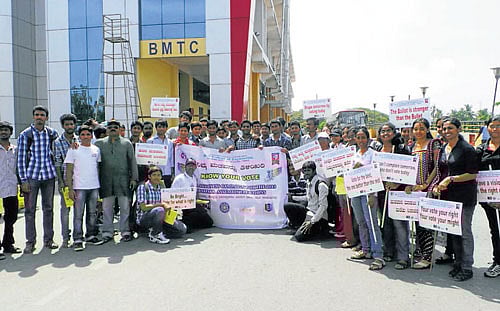 Students of R V College of Engineering organise a voters' awareness campaign at Kengeri Upanagara on Wednesday. DH photo