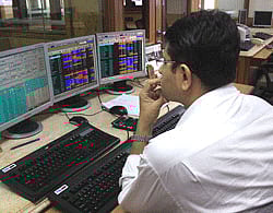 Sensex snaps 4-day losing run;up 30pts as Tata Steel surges 5%