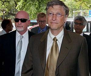Microsoft co-founder Bill Gates arrives to meet Deputy Chairman of Planning Commission, Montek Singh Ahluwalia, in New Delhi on Wednesday.PTI Photo