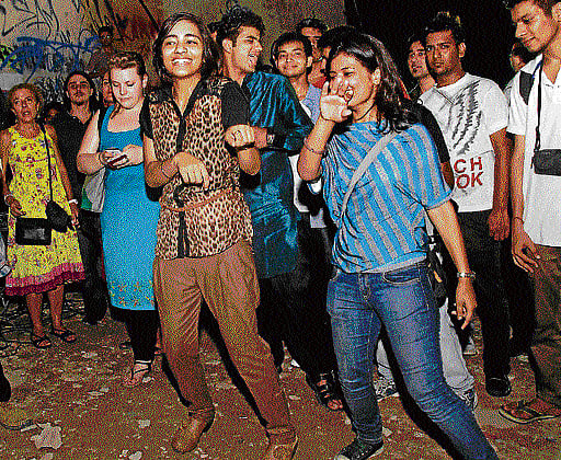 Celebrating 'Fete de la Musique'