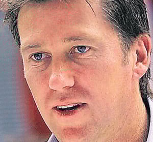 McGrath stays away from Ashes predictions, for once!