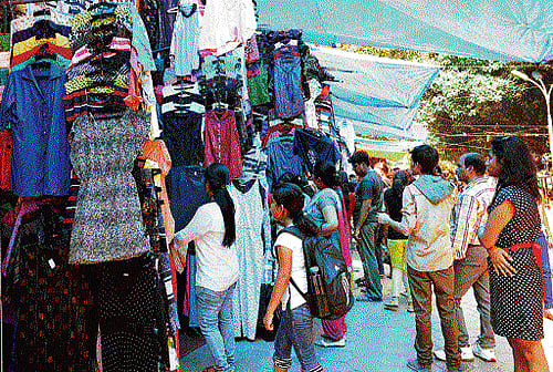 dilemma Despite the popularity of online shopping, nothing matches the on-ground experience.