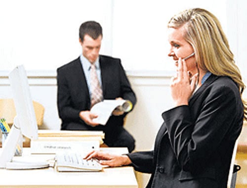 Men feel worse about themselves when female partners succeed