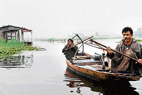 serene A photograph of Dal Lake, Srinagar, captured by City-based Justin Rabindra.
