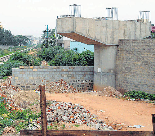 A rail overbridge hanging for 4 yrs